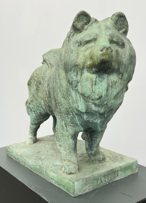 Oscar Nemon's 1931 statue of Marie Bonaparte's chow Tatoon